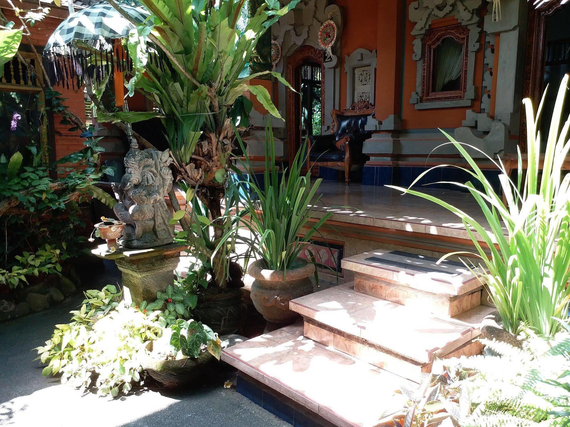 Praety Home Stay Убуд Екстер'єр фото